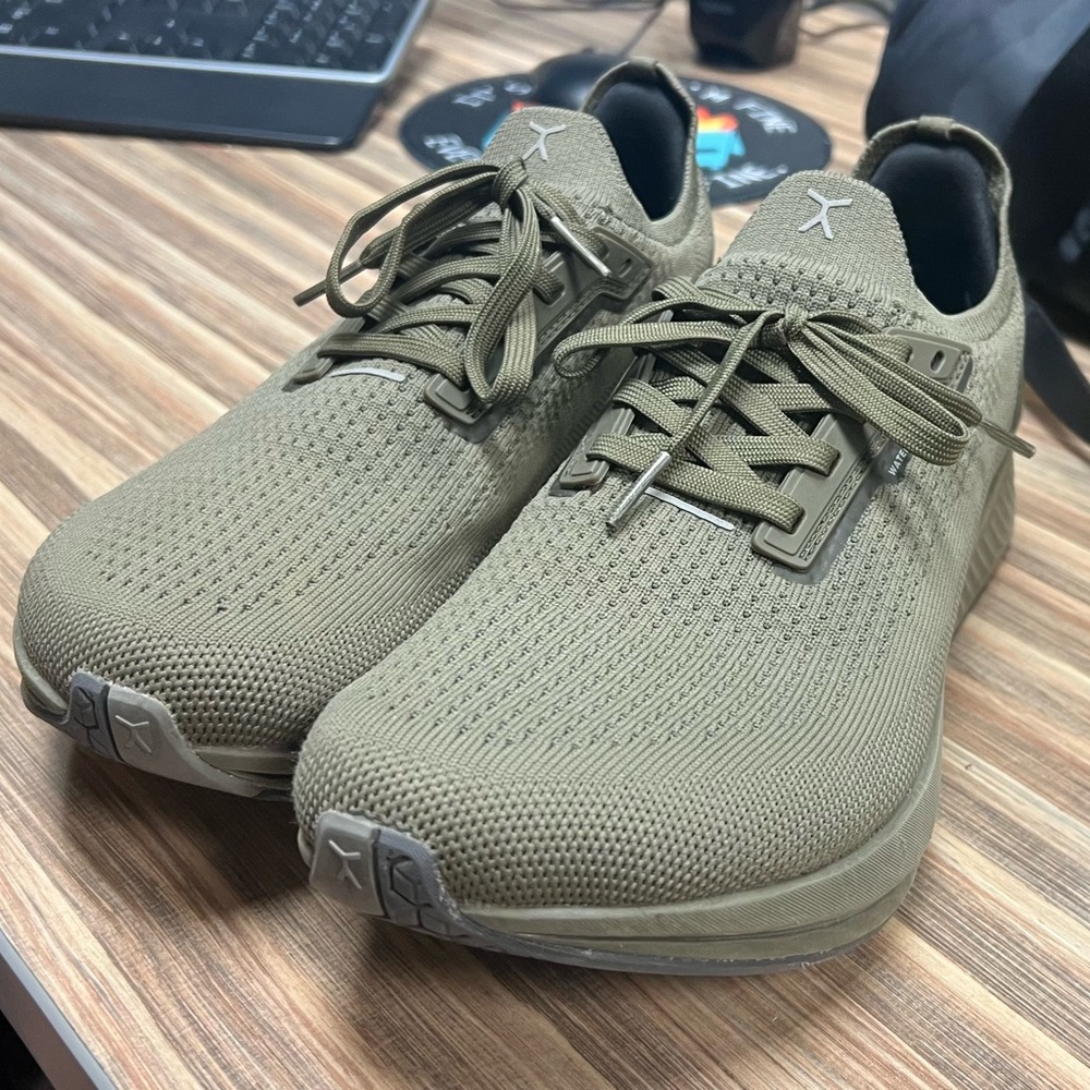 Flux Adapt Runner- WATERPROOF